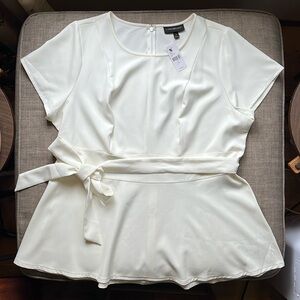 Lane Bryant Plus Size Off White Peplum Tie-Waist Top 18